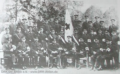Gruppenbild der Freiwilligen Sanitätskolonnne aus der Gründungszeit
